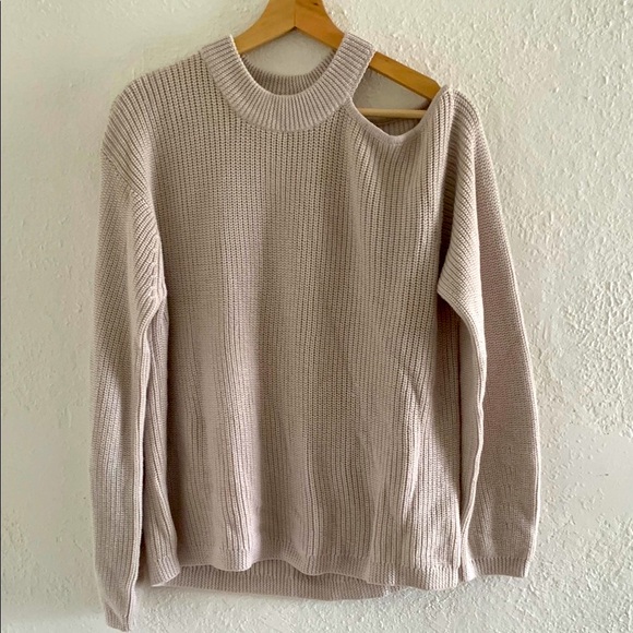 Velvet Graham and Spencer Off -Shoulder Creamy Gray Sweater. Size S - Picture 1 of 5